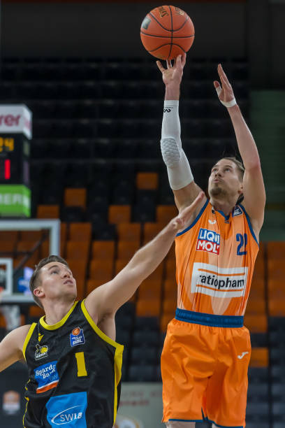 也让人联想 也让人联想