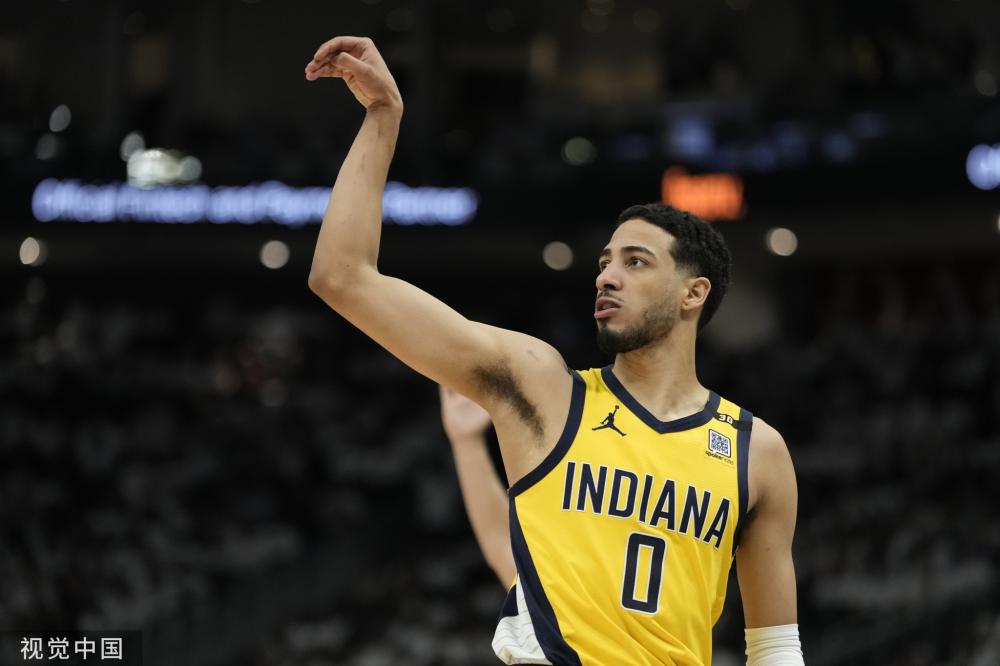 胜利的致敬 胜利的致敬